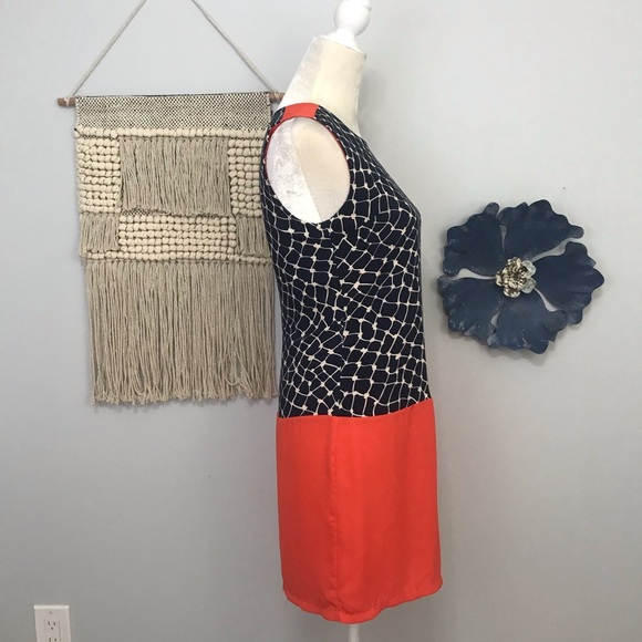 THML shift dress - Picture 2 of 7